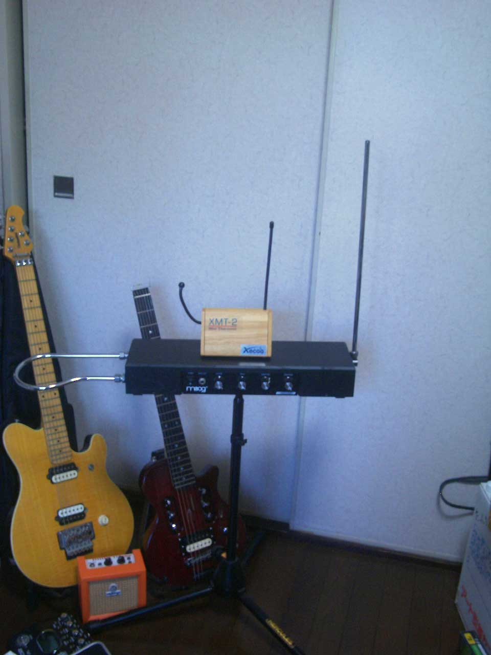 Moog ThereminとXecoo XMT-2